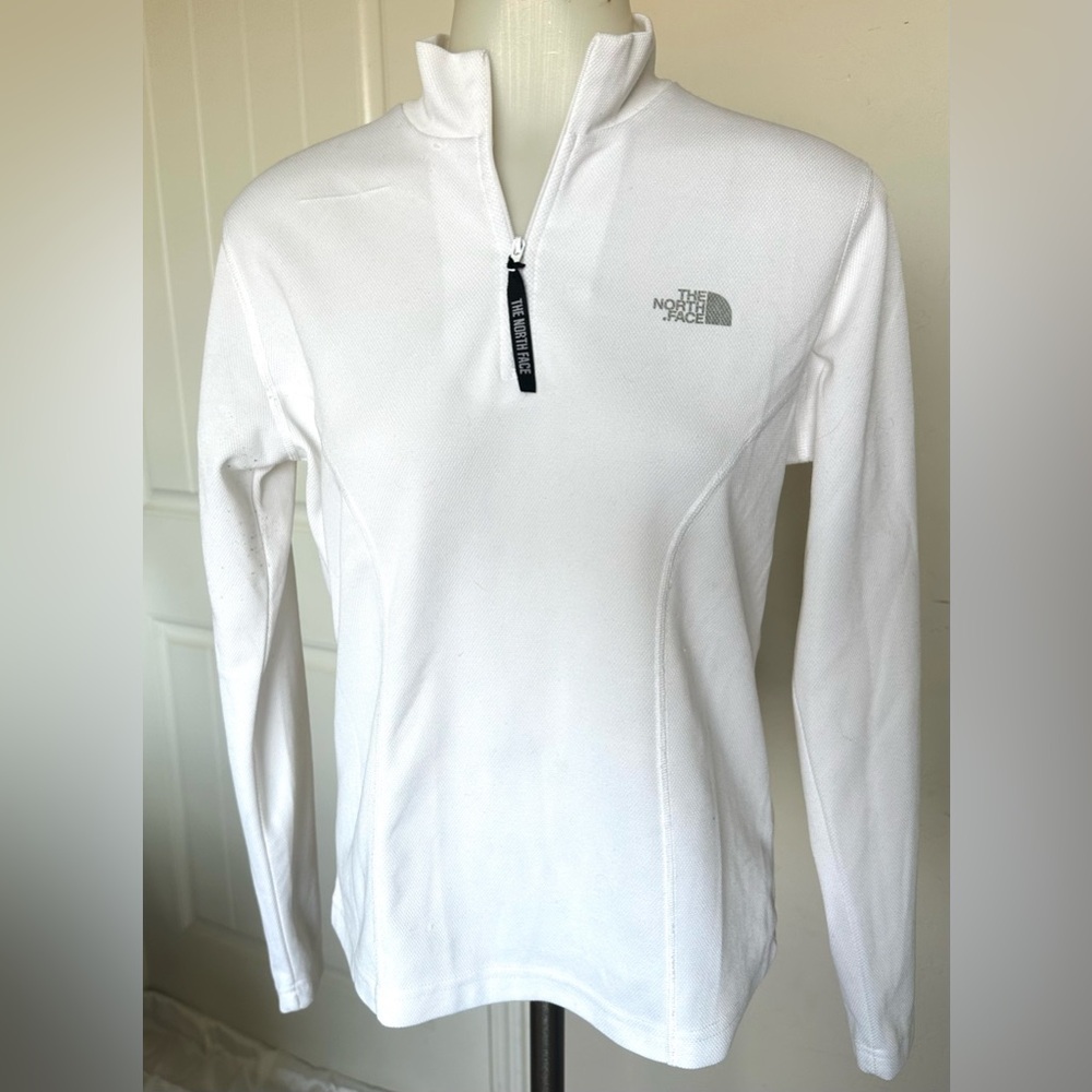 The North Face White Fitted Long Sleeve Zippered Sweatshirt